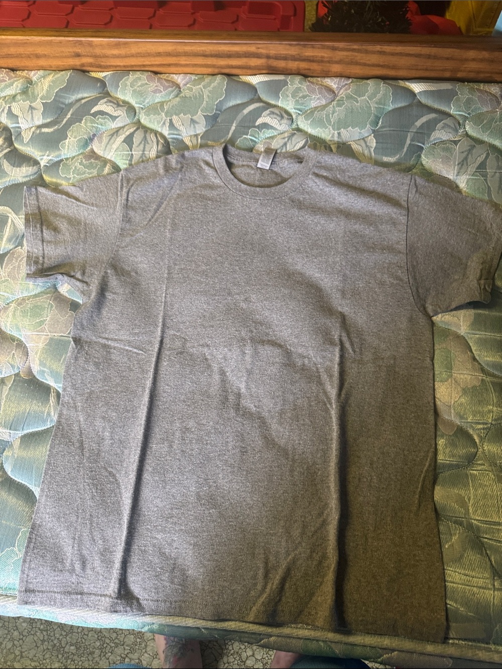 Gildan Heather Gray Short Sleeve Crewneck Tee